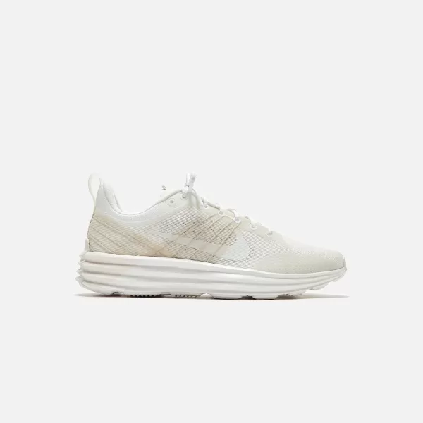 Lunar Roam | Nike New