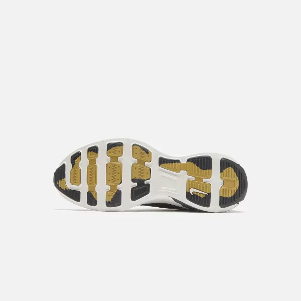 Lunar Roam | Nike New