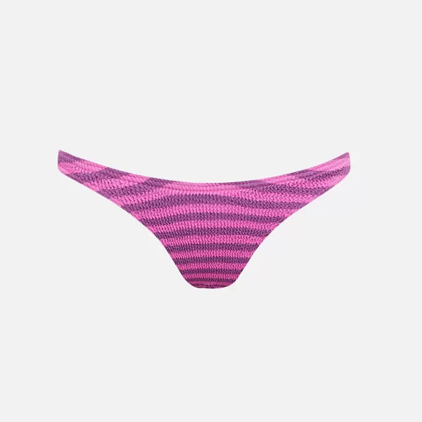 Scene Brief | Bond Eye Shop