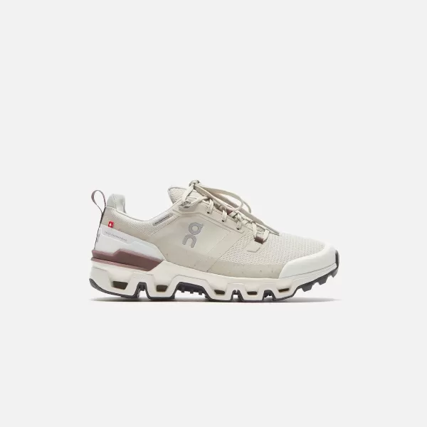 Wmns Cloudwander Waterproof | On Running Best