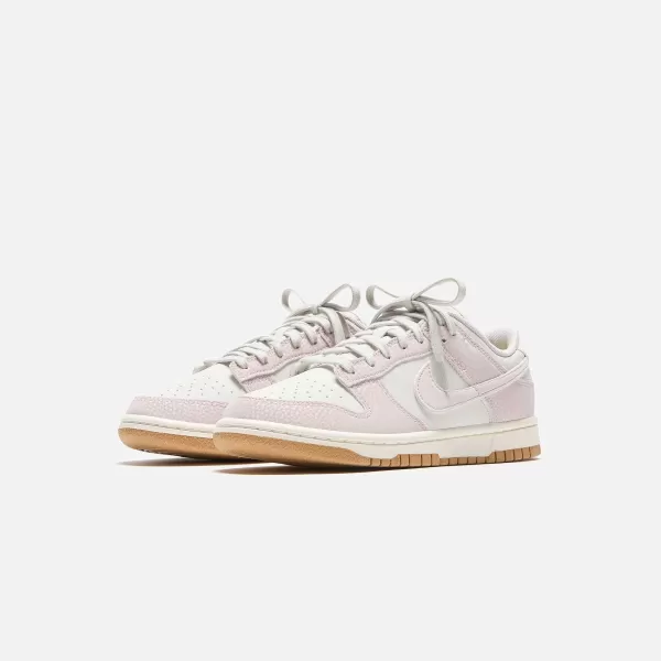 Wmns Dunk Low Premium | Nike Sale