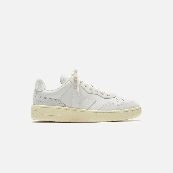 Wmns V-90 | Veja New