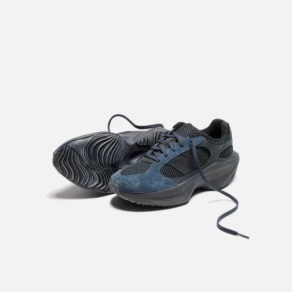 X Auralee Wrpd Runner | New Balance Shop